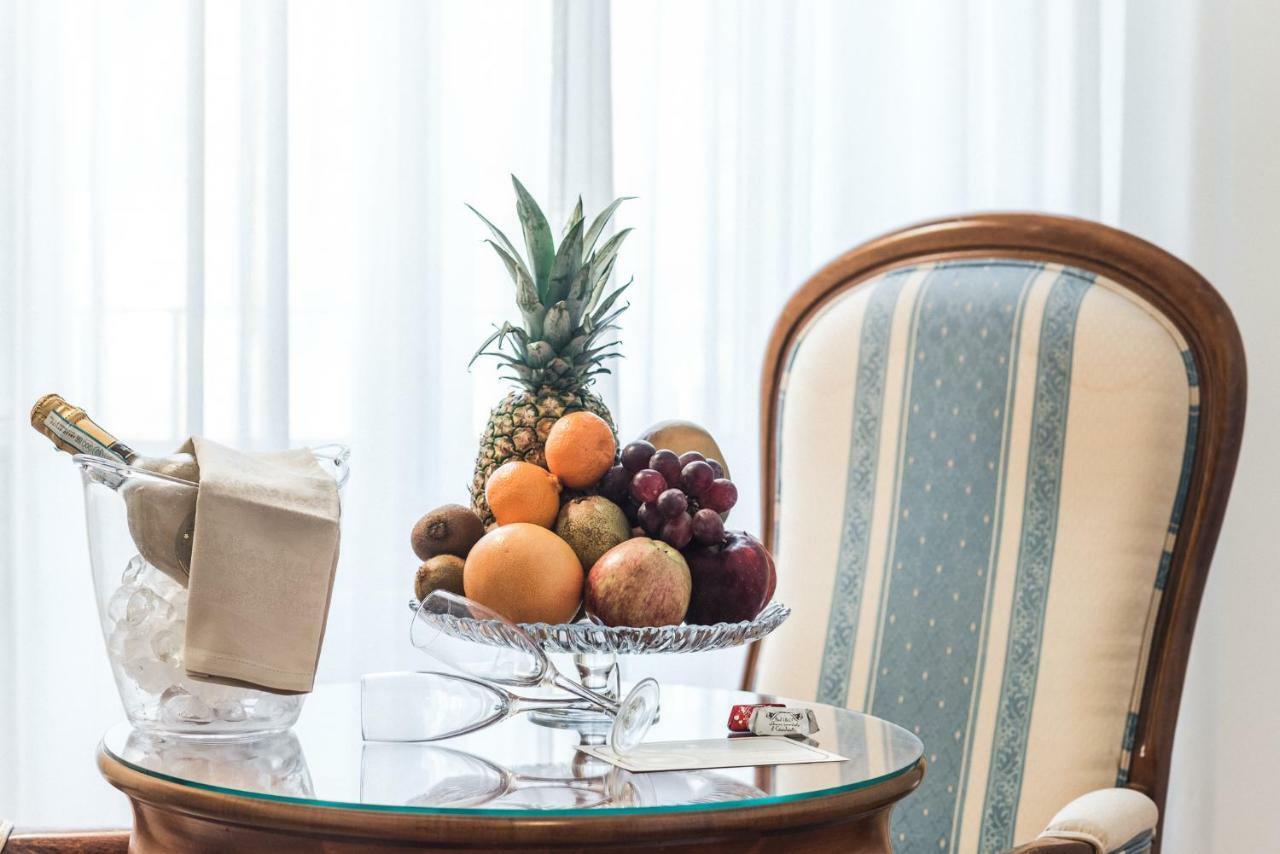 Hotel San Bernardo Рим Экстерьер фото