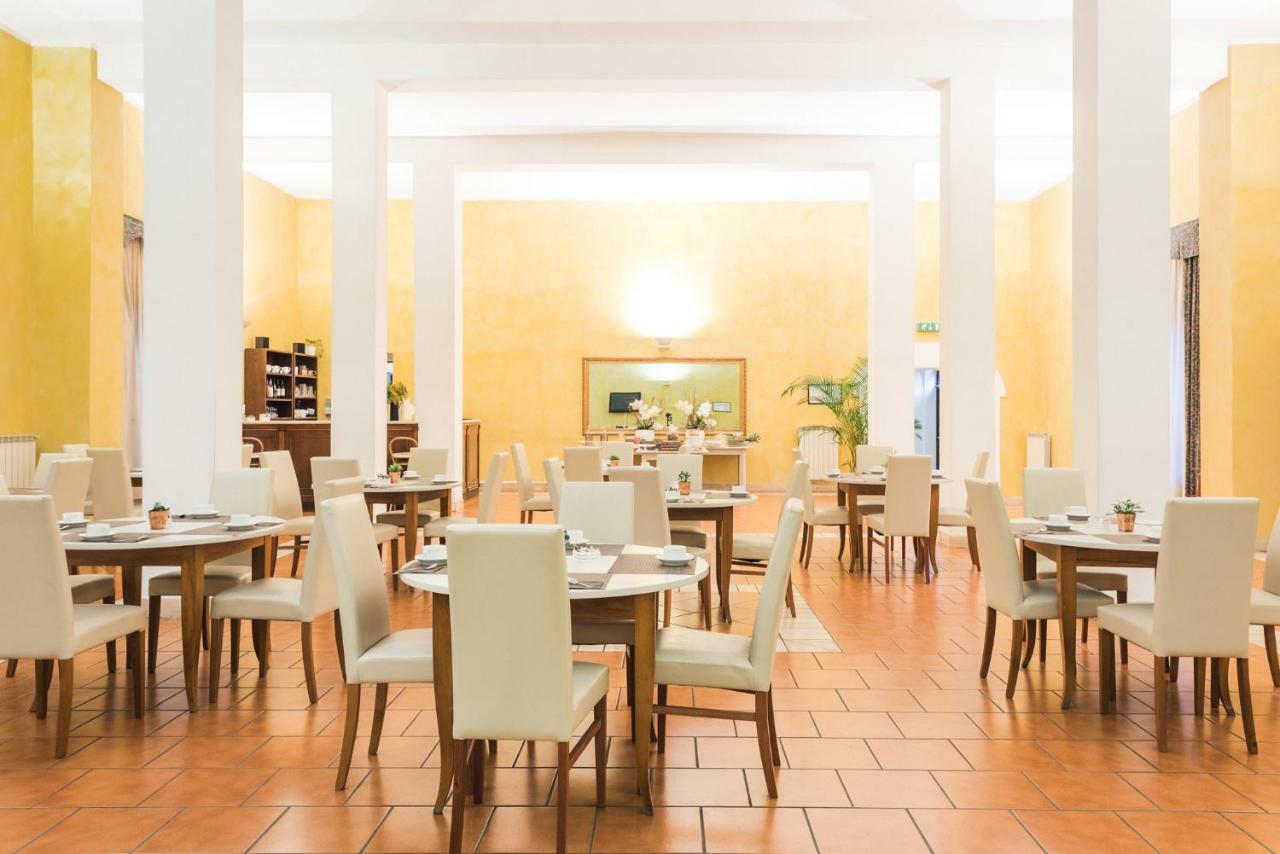 Hotel San Bernardo Рим Экстерьер фото