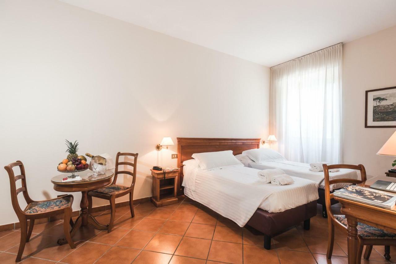 Hotel San Bernardo Рим Экстерьер фото
